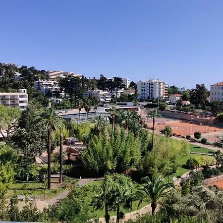 Entierement Equipe De 105 M2 Avec Vue Et Collines
