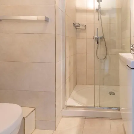 Apartment Entierement Equipe De 105 M2 Avec Vue Et Collines *